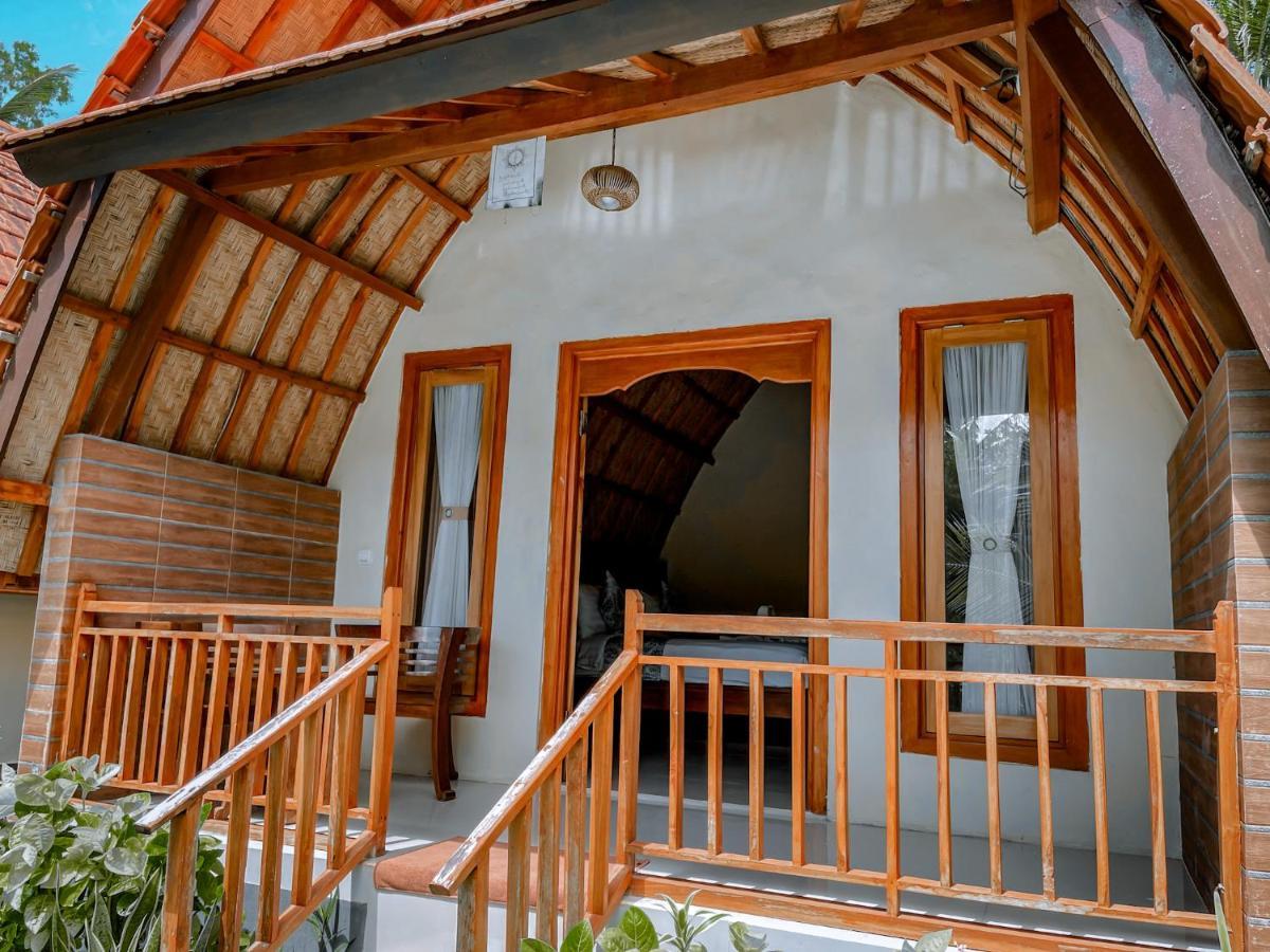 Mertha Sari Resto & Bungalow Klungkung Exteriör bild
