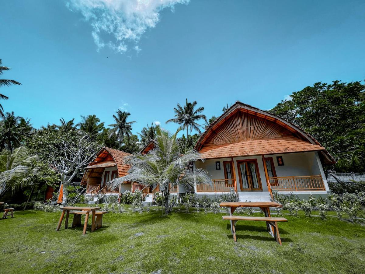 Mertha Sari Resto & Bungalow Klungkung Exteriör bild